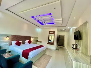 The White Rain Hotel - Rum