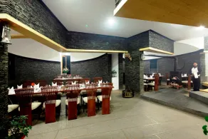 Manuallaya The Resort & Spa - Restaurant