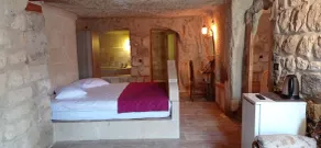 Ottoman Cave Junior  - Zimmer