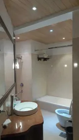 Tangerine Boutique Resort - Bathroom
