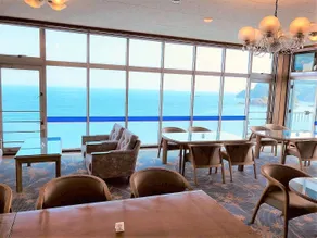 Hotel Shiroitodai - Lobby sitting area