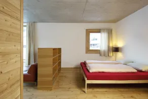 Scuol Youth Hostel - Rum