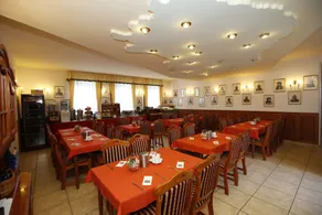 Hotel Korona Wellness, Rendezvény és Borszálloda - Restaurant