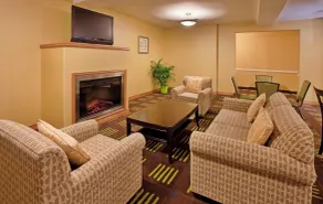 Holiday Inn Express Hotel & Suites Kansas City Sports Complex by IHG - Restaurant