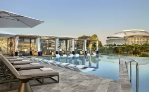 Live! by Loews - Arlington, TX - Piscine
