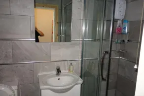 Swan Inn, Heathrow Airport - Bathroom
