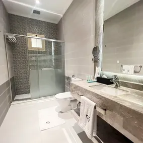 Level Nine Hotel - Badrum