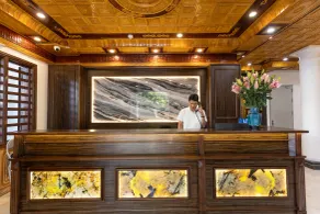 Royal Hotel Sài Đồng - Long Biên - Rezeption