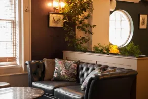 The Falcon Hotel - Restaurant