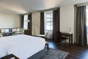 Marriott St. Louis Grand - Room