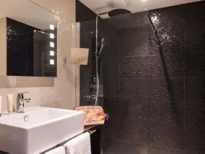 Ibis Styles Nantes Saint Herblain - Salle de bain