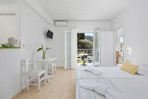 Bella Vista Beach Hotel - Rom