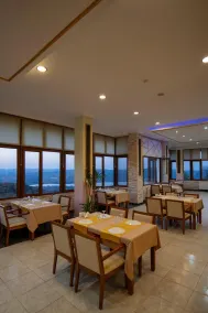 CANPOLAT Sapanca Hotel - Restaurant
