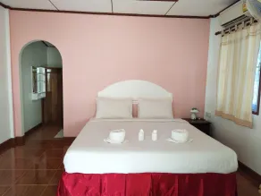 The Sunshine Resort - Room