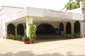 KSTDC Mayura Durg Chitradurga - Entrada interior
