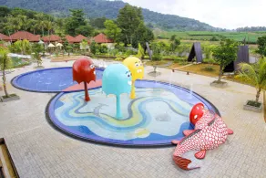 Dayang Resort Singkawang - Piscine
