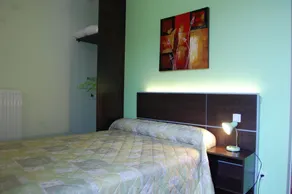 Logis Hôtel La Vraine - Habitación