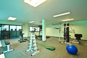 Admiral Suites Bangkok - Salle de remise en forme