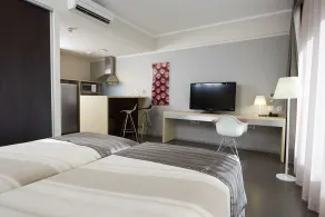 L'Hôtel du Centre - Room