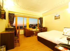 Treebo Bridge View Regency, Mall Road - Vue de la chambre