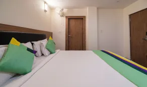 Treebo MVP Grand - Room