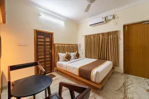 AR Phalazzo Resort and Banquets - Chambre