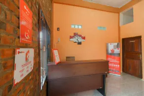 RedDoorz near Bukit Kubu Berastagi - Recepción