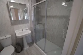 Arbourfield Lodge | Serviced Accomodation  - Salle de bain