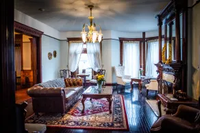 The Gage Mansion B&B - Sitzecke in der Lobby
