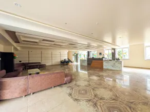 Hotel Aashiyana - Lobby