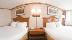 Holiday Inn Express & Suites Winner By IHG - Room
