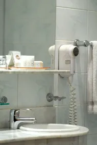 Lafayette Hotel - Baño