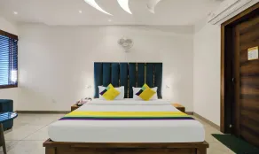 Itsy Hotels Vedansh - Room