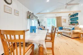 'lakeside Lagoon' Middleton Home Near Sunrise Lake - Interni