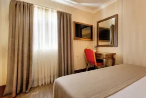 The Central Hotel - Room