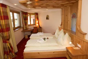 JUFA Alpenhotel Saalbach - Rum