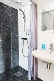 Best Western Hotel Arena - Bathroom