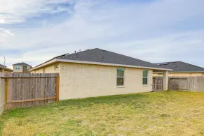 Resort Perks & Private Yard: Brookshire Retreat - Interiör