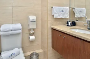 Norus Providencia - Bathroom