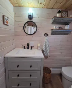 Ferienhaus mit Grill | Seeblick - Badezimmer