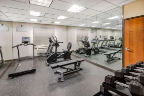 Wingate by Wyndham Houston Bush Intercontinental Airport - Salle de remise en forme