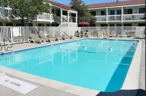 Motel 6-San Luis Obispo, CA - South - Piscine