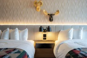 Everwild Canmore Hotel - Chambre