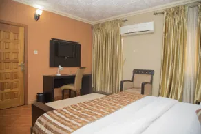 Orchid Hotel - Zimmer