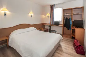 BRIT HOTEL Essentiel CAHORS Nord - Quarto