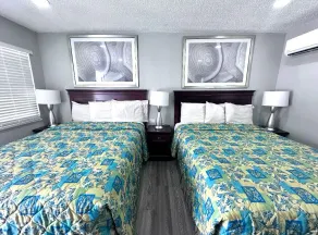 Lemon Bay Motel - Room