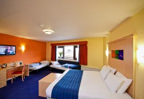 Leonardo Inn Aberdeen Airport - Habitación