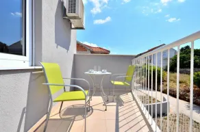 Bretia Apartments - Vista do quarto