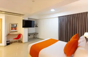 Howard Johnson by Wyndham Lima Miraflores Art House - Chambre