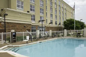 Holiday Inn Ardmore by IHG - Pool